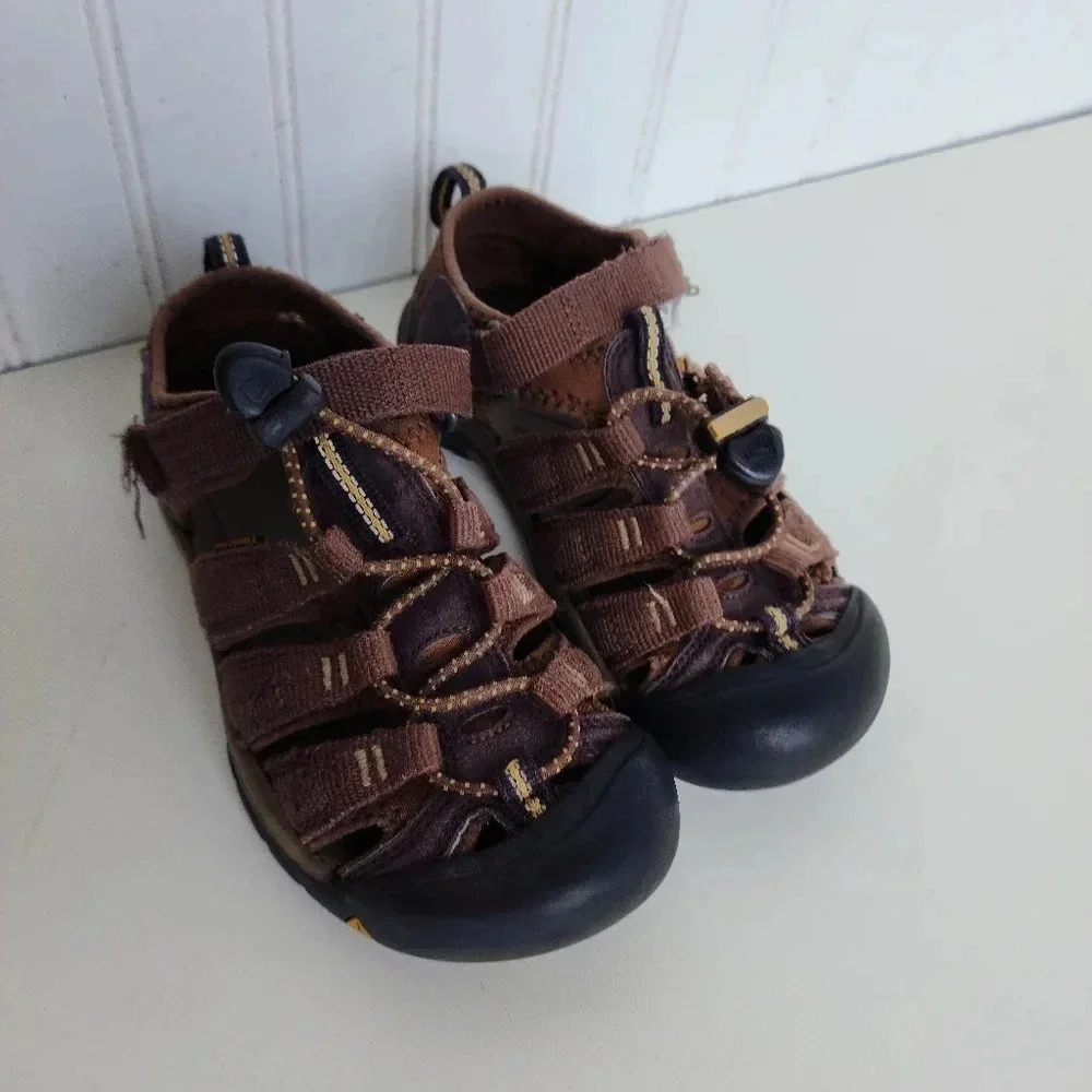 Keen newport shoes